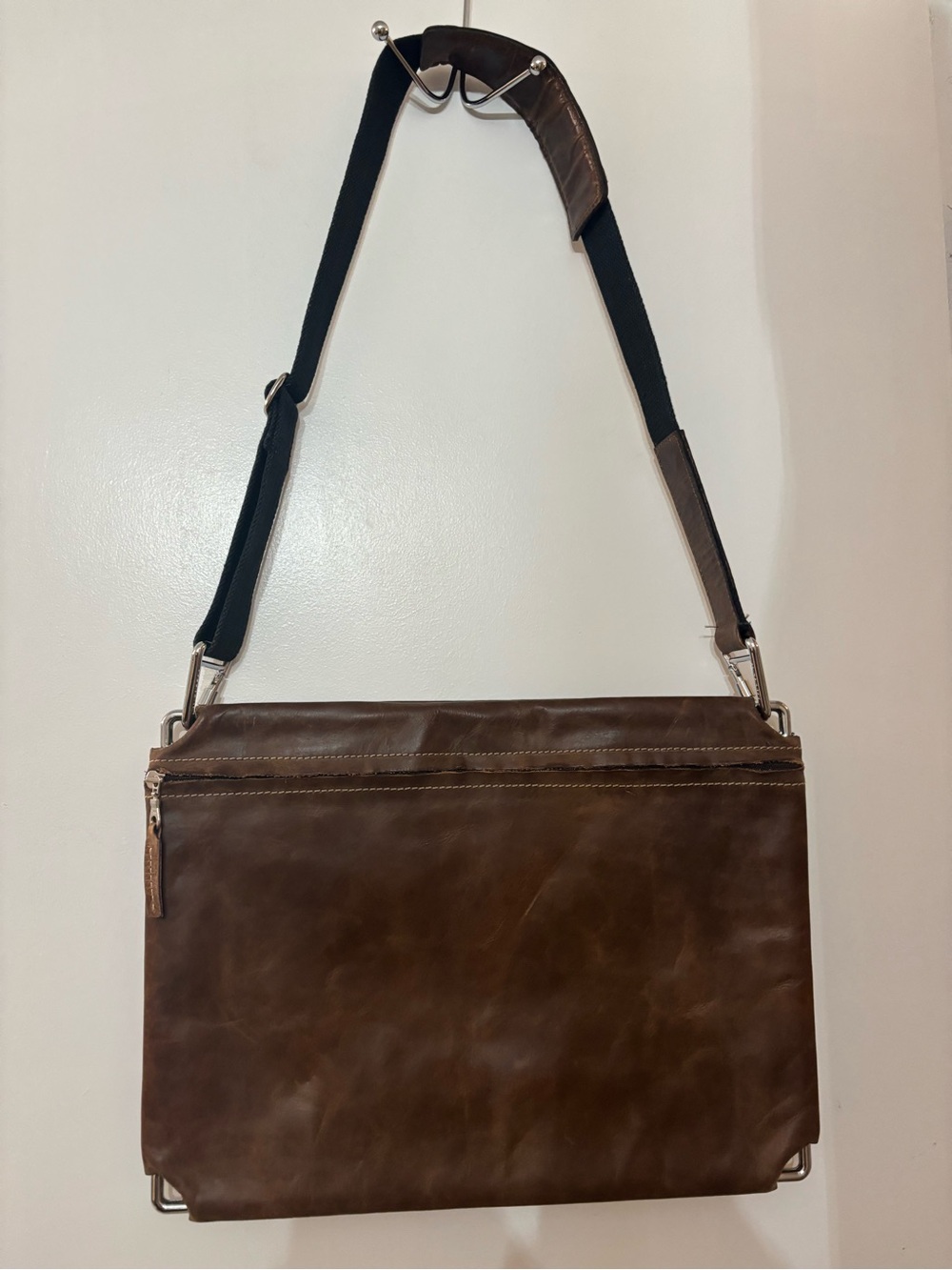 Concrete Men Hand Crafted Brown Leather Slim Computer Bag